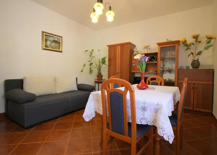 Liliana Near Lejlighed *