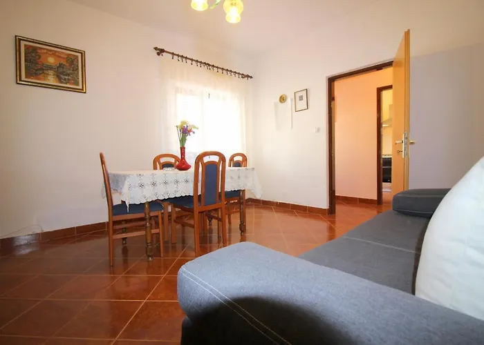 公寓 Liliana Near 波雷奇